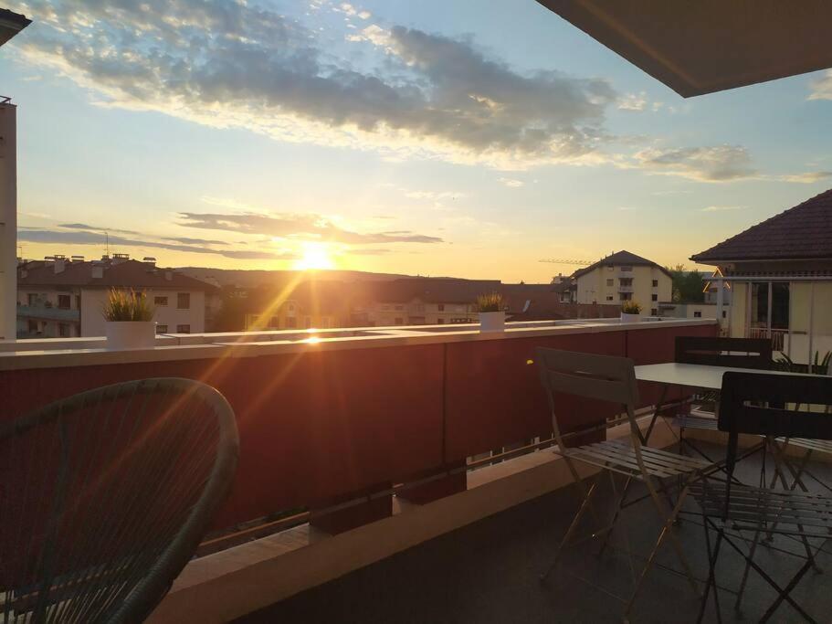 Cabana & Le Central - Proche Lac , Terrasse Et Parking Annecy Exteriér fotografie